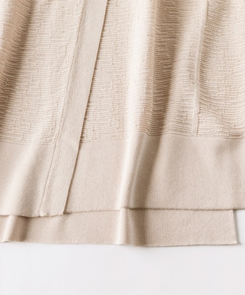 Doux Belle(ドゥーベル)の「ノースリーブロングカーディガン(ベスト・レディース・ホワイト/ブラウン/ベージュ/ダークグレー/ブラック・MEDIUM)」の15枚目の写真