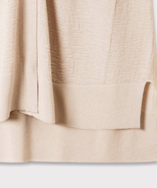 Doux Belle(ドゥーベル)の「ノースリーブロングカーディガン(ベスト・レディース・ホワイト/ブラウン/ベージュ/ダークグレー/ブラック・MEDIUM)」の11枚目の写真