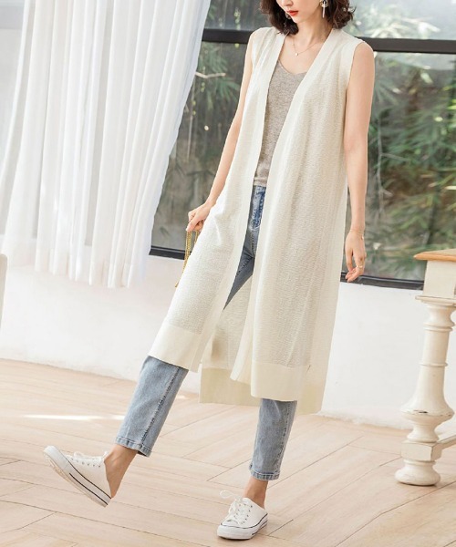 Doux Belle(ドゥーベル)の「ノースリーブロングカーディガン(ベスト・レディース・ホワイト/ブラウン/ベージュ/ダークグレー/ブラック・MEDIUM)」の17枚目の写真