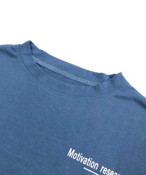 SHEENA(シーナ)の「MotivationロゴプリントオーバーサイズTシャツ(Tシャツ/カットソー・レディース・ホワイト/ライトグレー/ブルー系その他・M)」の9枚目の写真