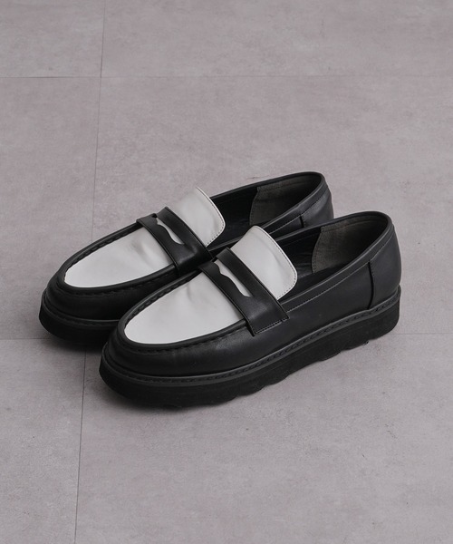 COLONY 2139（コロニートゥーワンスリーナイン）の「配色ローファー（ローファー・メンズ・ブラック・MEDIUM/LARGE）」の2枚目の写真