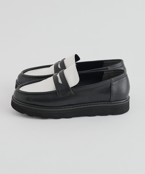 COLONY 2139（コロニートゥーワンスリーナイン）の「配色ローファー（ローファー・メンズ・ブラック・MEDIUM/LARGE）」の21枚目の写真