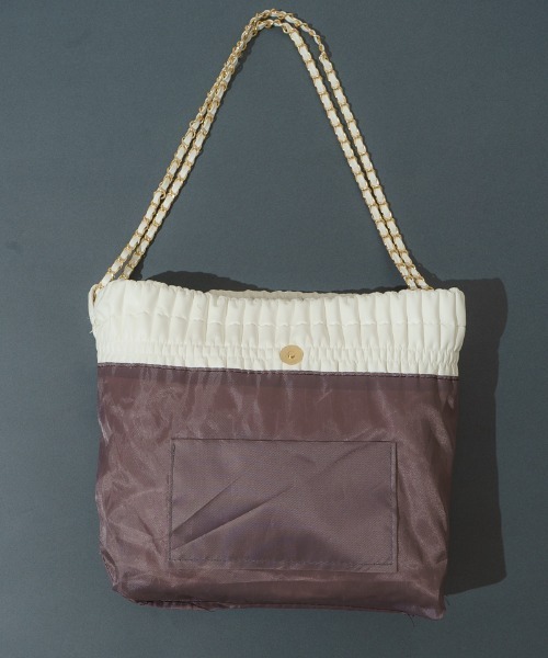 flower（フラワー）の「ドローストリングチェーンバッグ（ショルダーバッグ・レディース・ホワイト/ブラック・FREE）」の12枚目の写真