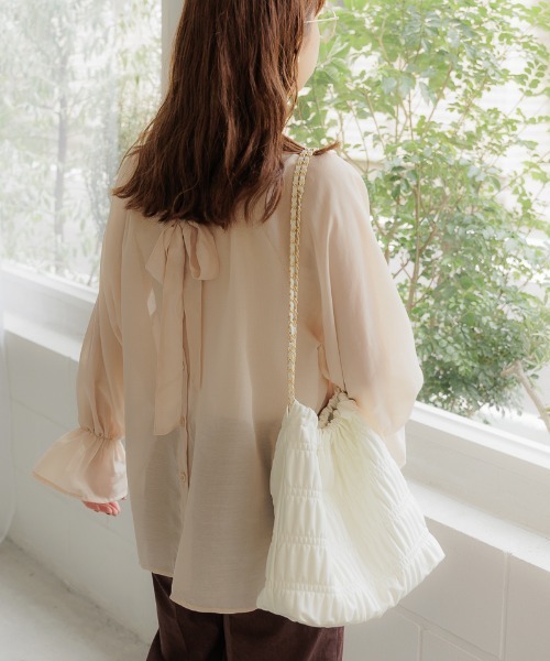 flower（フラワー）の「ドローストリングチェーンバッグ（ショルダーバッグ・レディース・ホワイト/ブラック・FREE）」の7枚目の写真