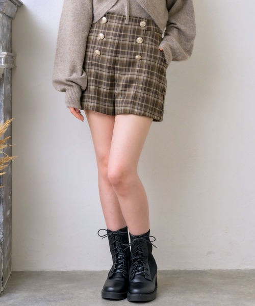 ems excite（エムズエキサイト）の「Wボタンショートパンツ（その他パンツ・レディース・ブラウン系その他2/ナチュラル/ブラック・FREE）」の2枚目の写真