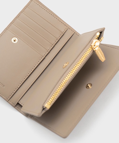 CHARLES & KEITH（チャールズ & キース）の「トップジップロング