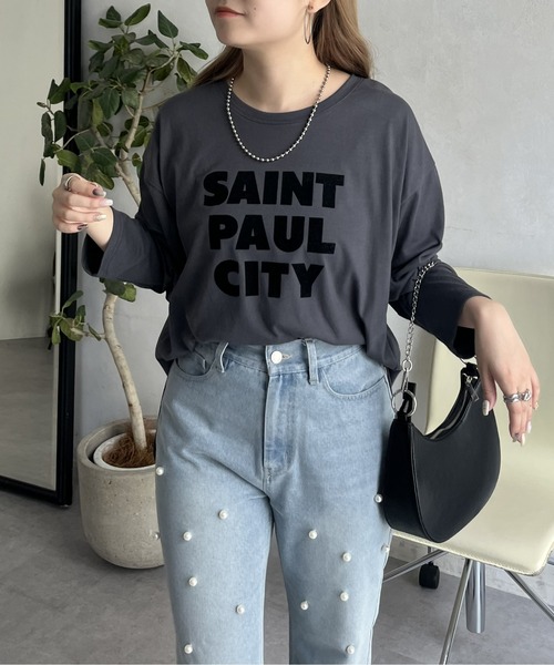 prose verse（プロズヴェール）の「フロッキーロゴロンT（Tシャツ/カットソー・レディース・オフホワイト/チャコール・MEDIUM）」の5枚目の写真