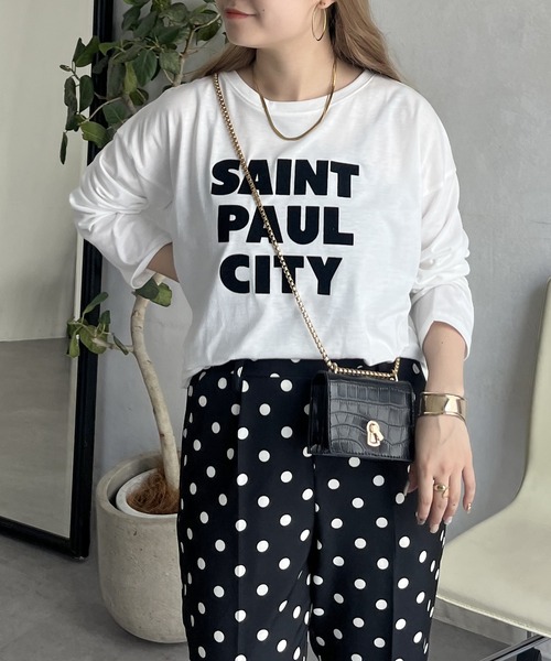 prose verse（プロズヴェール）の「フロッキーロゴロンT（Tシャツ/カットソー・レディース・オフホワイト/チャコール・MEDIUM）」の14枚目の写真