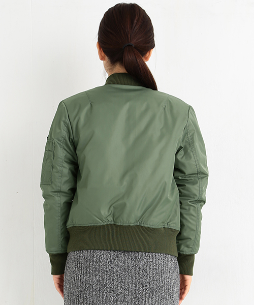B:MING by BEAMS(ビーミングバイビームス)の「ビーミング by ビームス / MA-1ブルゾン 15AW(ミリタリージャケット・レディース・カーキ/ネイビー・SMALL/MEDIUM)」の16枚目の写真