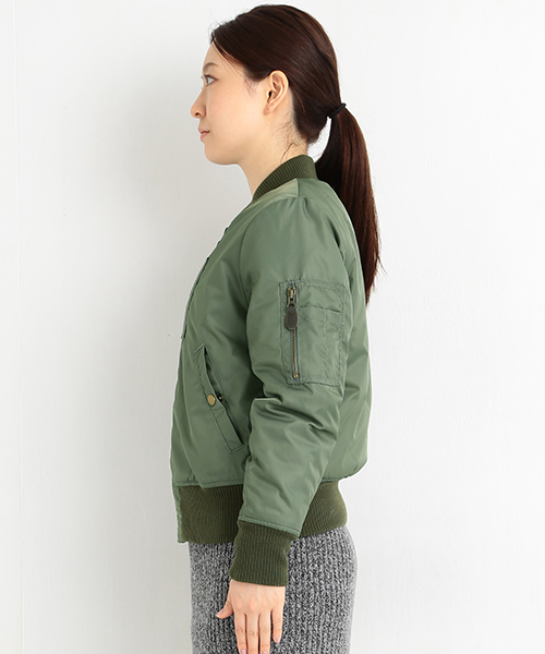 B:MING by BEAMS(ビーミングバイビームス)の「ビーミング by ビームス / MA-1ブルゾン 15AW(ミリタリージャケット・レディース・カーキ/ネイビー・SMALL/MEDIUM)」の8枚目の写真