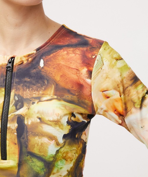 NERGY（ナージー）の「【Rico Ikeda×NERGY】水陸両用 & UV ロングスリーブブラトップス（ブラジャー・レディース・イエロー/ブラック・M/S）」の8枚目の写真