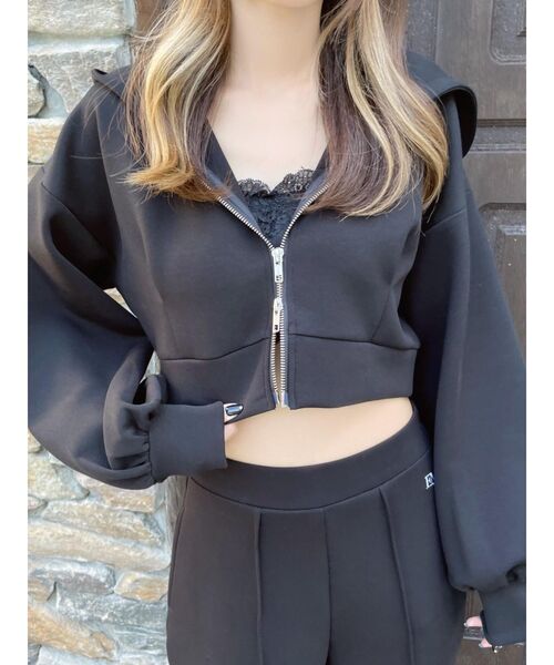 EATME（イートミー）の「ロゴ刺しゅう入りショートパーカー（パーカー・レディース・アイボリー/ブルー/ブラック・FREE）」の16枚目の写真