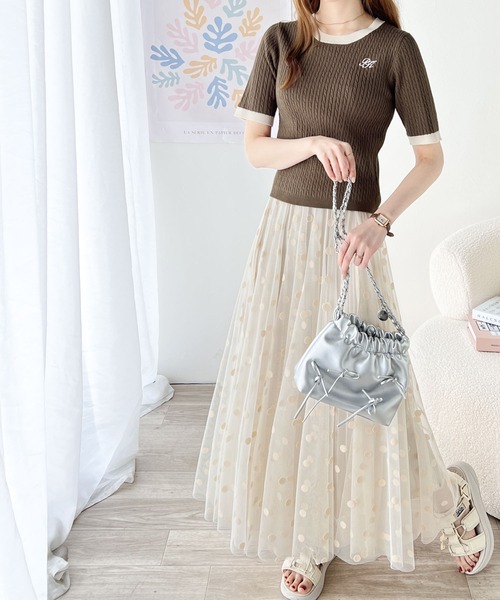 classicalelf(クラシカルエルフ)の「レトロ可愛い万能ニット。ケーブル編み胸刺しゅう半袖ニットプルオーバー(Tシャツ/カットソー・レディース・ホワイト系その他/グリーン/ブラック/ブラウン系その他/オフホワイト/ブラック系その他・X-LARGE/SMALL/MEDIUM/LARGE)」の12枚目の写真