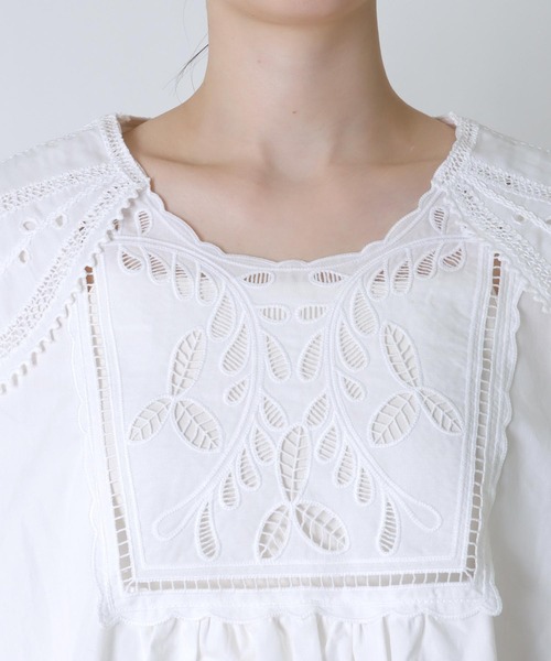 Three Four Time(スリーフォータイム)の「デザインカラーブラウス(シャツ/ブラウス・レディース・ブラック/オフホワイト・FREE)」の14枚目の写真