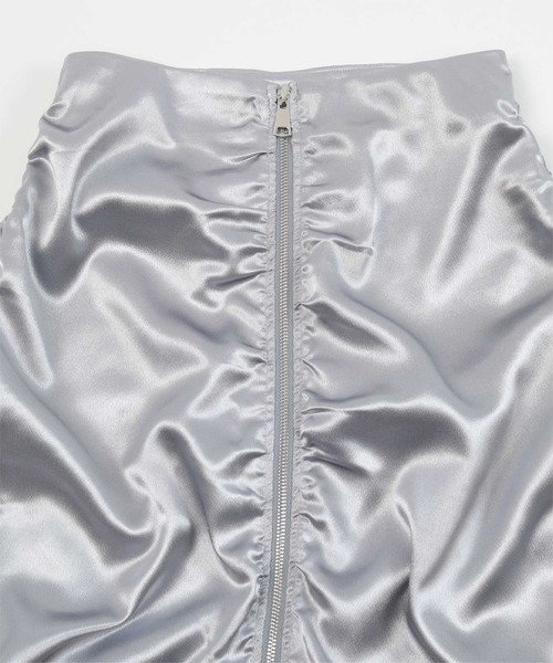 miette(ミエット)の「フロントジップシャーリングスカート(スカート・レディース・シルバー/ブラック・FREE)」の4枚目の写真