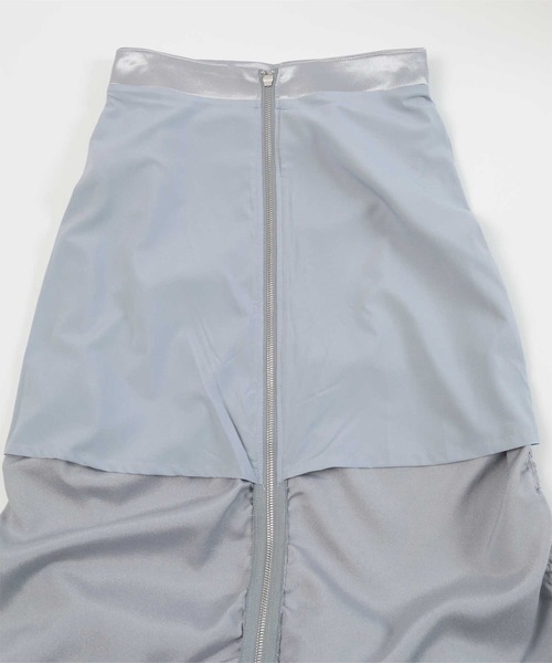 miette(ミエット)の「フロントジップシャーリングスカート(スカート・レディース・シルバー/ブラック・FREE)」の7枚目の写真