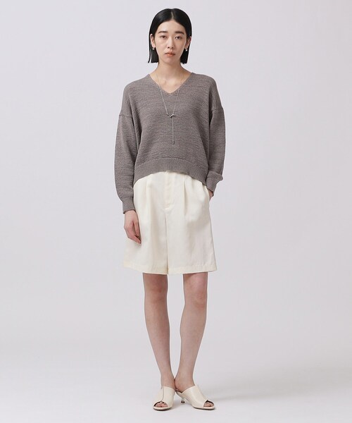 GALLEST（ギャレスト）の「テープヤーンVネックニット（ニット/セーター・レディース・ホワイト系/イエロー系その他/ブラウン系/ブルーグリーン・38）」の5枚目の写真