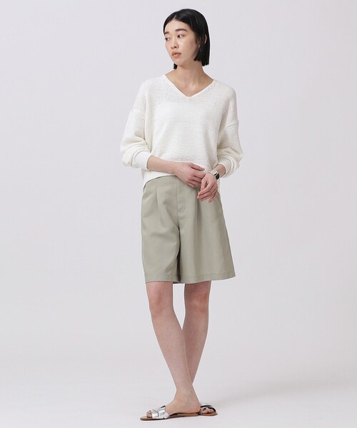 GALLEST（ギャレスト）の「テープヤーンVネックニット（ニット/セーター・レディース・ホワイト系/イエロー系その他/ブラウン系/ブルーグリーン・38）」の9枚目の写真