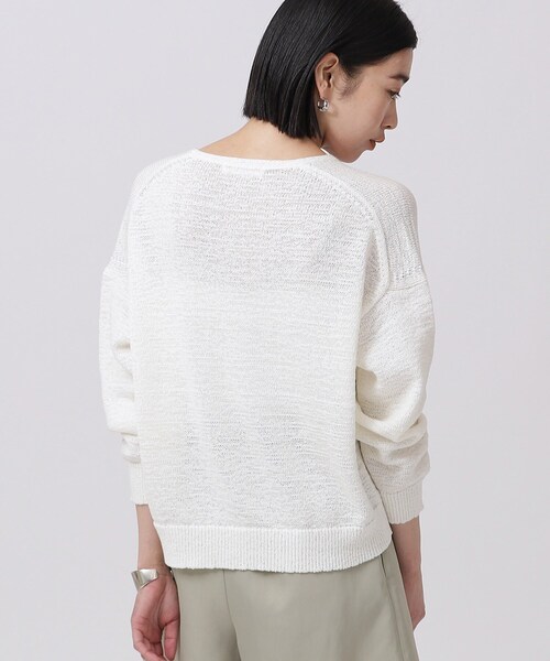 GALLEST（ギャレスト）の「テープヤーンVネックニット（ニット/セーター・レディース・ホワイト系/イエロー系その他/ブラウン系/ブルーグリーン・38）」の11枚目の写真