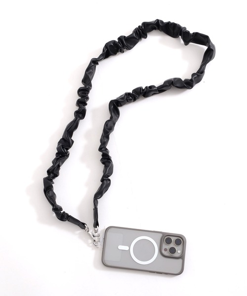 ALTROSE(アルトローズ)の「【全機種対応】スマホケースに挟むだけ! レザー風 ギャザー くしゅくしゅショルダー モバイル ストラップホルダー スマホショルダー ストラップ 落下防止(スマホグッズ・レディース・シルバー/アイボリー/ブラック/ゴールド・FREE)」の6枚目の写真