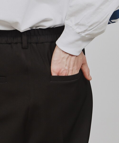 tk.TAKEO KIKUCHI(ティーケータケオキクチ)の「◆ルーズテーパードスラックス(スラックス・メンズ・オフホワイト/ブラック/ダークグリーン/チャコールグレー・02/03/01)」の12枚目の写真