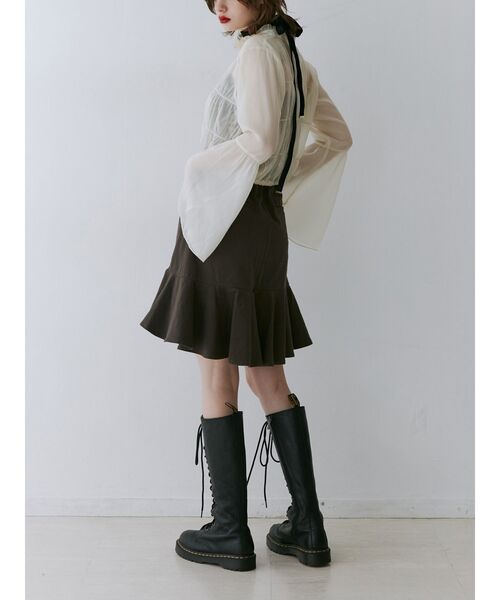 jouetie（ジュエティ）の「ヘムフリルミドルスカート（スカート・レディース・アイボリー/ブルー/カーキ/ベージュ・SMALL/MEDIUM）」の17枚目の写真