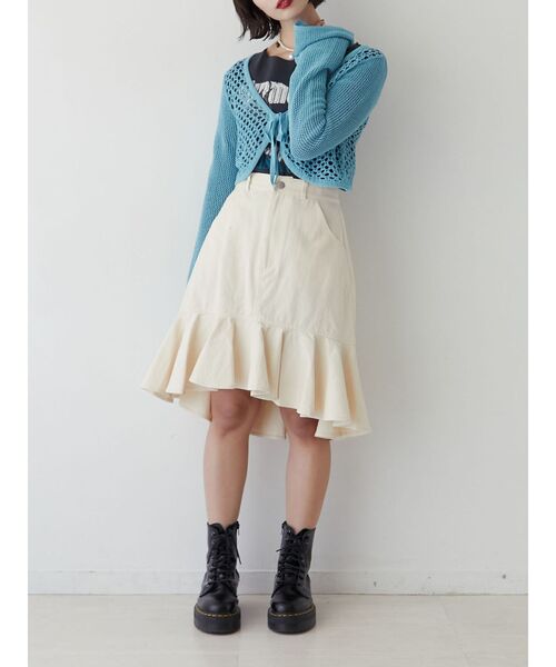 jouetie（ジュエティ）の「ヘムフリルミドルスカート（スカート・レディース・アイボリー/ブルー/カーキ/ベージュ・SMALL/MEDIUM）」の21枚目の写真