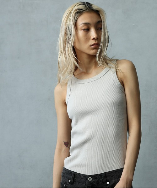 paradigm（パラダイム）の「コットン100%アメスリリブタンク（タンクトップ・レディース・ホワイト/ライトグレー/ブラック系その他・MEDIUM/SMALL）」の3枚目の写真