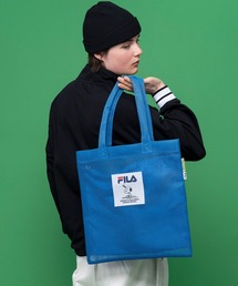 FILA（フィラ）の「FILA フィラ ×PEANUTS ピーナッツ SNOOPY スヌーピー コラボ A4 3ポケット メッシュ フラット トートバッグ（トートバッグ・レディース）」