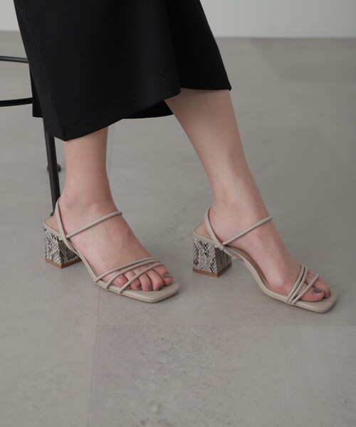 FREE'S MART（フリーズマート）の「◆ストラップサンダル（サンダル・レディース・ブラック/グレー/イエロー・MEDIUM/SMALL）」の21枚目の写真