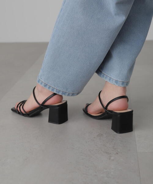 FREE'S MART（フリーズマート）の「◆ストラップサンダル（サンダル・レディース・ブラック/グレー/イエロー・MEDIUM/SMALL）」の4枚目の写真