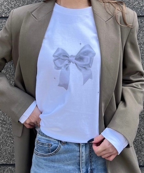 fiere(フィエール)の「リボンプリントロンT(Tシャツ/カットソー・レディース・ホワイト・M/L)」の3枚目の写真