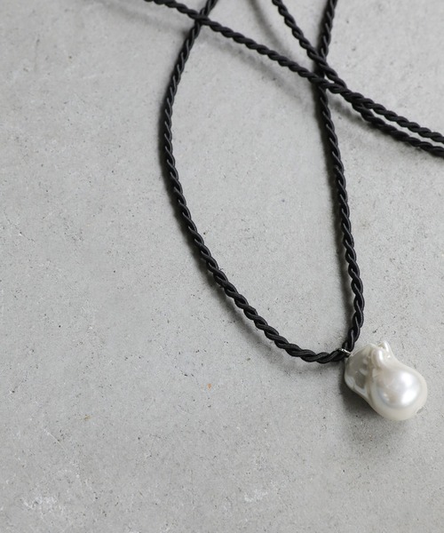 select MOCA（セレクトモカ）の「バロックパールコードチョーカー（ネックレス・レディース・ブラック・FREE）」の13枚目の写真
