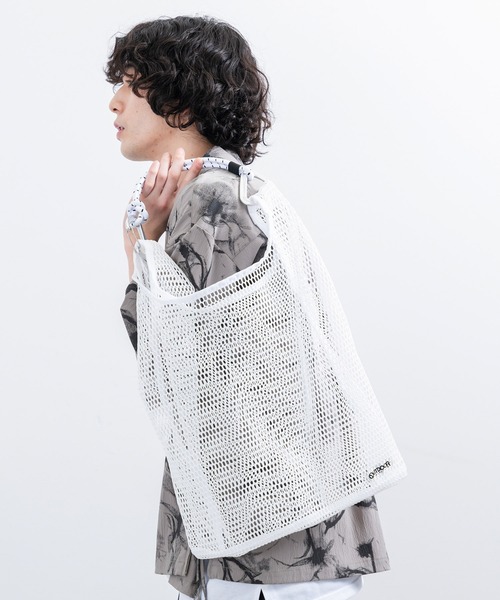 OUTDOOR PRODUCTS(アウトドアプロダクツ)の「【OUTDOOR/アウトドアプロダクツ】j.n.r.d/メッシュショッパーバッグ(ハンドバッグ・メンズ・ホワイト/ブラック/グレー・FREE)」の21枚目の写真