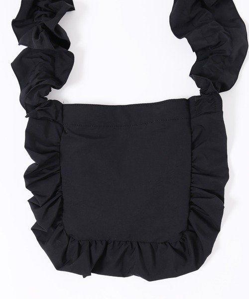 WC(ダブル シー)の「クシュクシュフリルショルダー(ショルダーバッグ・レディース・ピンク/ブラック/ホワイト・FREE)」の17枚目の写真