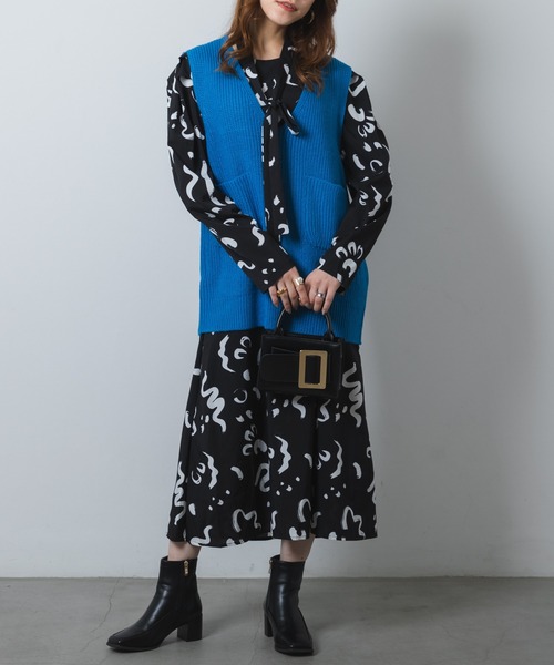 Jeudi(ジュディ)の「パターンロングスリーブマキシワンピース(ワンピース・レディース・ブラック・FREE)」の10枚目の写真