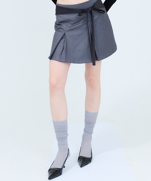 LUVISTRUE(ラヴイズトゥルー)の「RT 2-WAY SKIRT(スカート・レディース・グレー/ベージュ・MEDIUM/SMALL)」の2枚目の写真