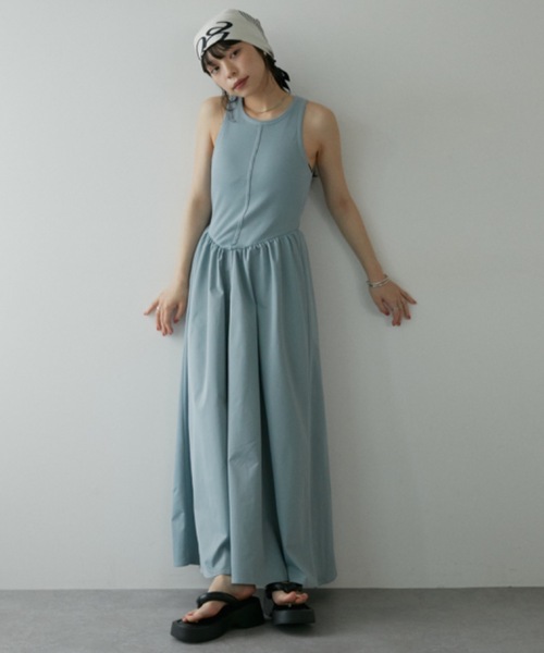 DRWCYS（ドロシーズ）の「カップインドッキングワンピース（ワンピース・レディース・ブラック/ブルー・FREE）」の2枚目の写真