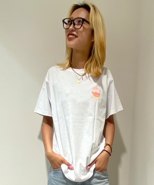 ムラサキスポーツ(ムラサキスポーツ)の「ALOHA PEOPLE/アロハピープル 半袖 Tシャツ バックプリント サークル MOAP24SL006(Tシャツ/カットソー・レディース・ホワイト×ブルー/ホワイト×ピンク・L/M)」の12枚目の写真