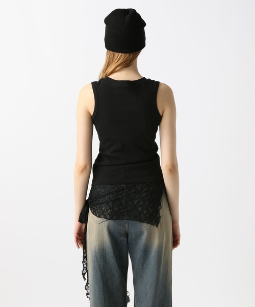 FOREVER 21（フォーエバー トゥエンティーワン）の「レースドッキングタンク（タンクトップ・レディース・ブラック/オフホワイト・SMALL/MEDIUM）」の15枚目の写真