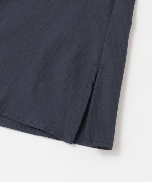 KBF(ケイビーエフ)の「BACKレイヤードスリーブレスブラウス(シャツ/ブラウス・レディース・オフホワイト/ネイビー/ラベンダー・ONE)」の10枚目の写真