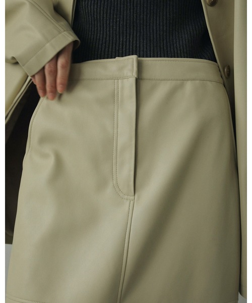 anuke(アンヌーク)の「Ecoleather Tight Skirt(スカート・レディース・ブラック/クリーム・38inch/36inch)」の10枚目の写真