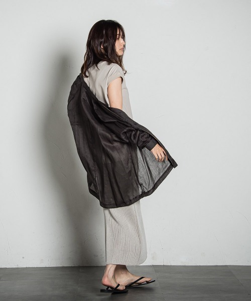 MAYSON GREY（メイソングレイ）の「リッタイシシュウロゴフレンチTシャツ≪手洗い可能≫（Tシャツ/カットソー・レディース・オフホワイト/チャコールグレー/ベージュ・M）」の10枚目の写真