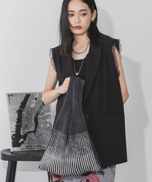 JEANASIS（ジーナシス）の「ポーチツキハクニットトート/140273（トートバッグ・レディース・ブラック系その他/ホワイト系その他・FREE）」の2枚目の写真