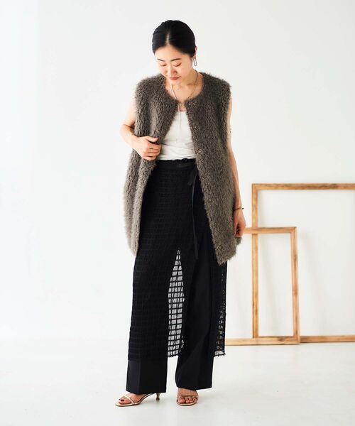 le.coeur blanc(ルクールブラン)の「格子柄レースラップレイヤードスカート(スカート・レディース・ブラック/オフホワイト・38)」の3枚目の写真