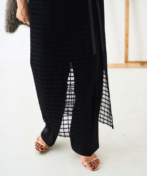 le.coeur blanc(ルクールブラン)の「格子柄レースラップレイヤードスカート(スカート・レディース・ブラック/オフホワイト・38)」の7枚目の写真