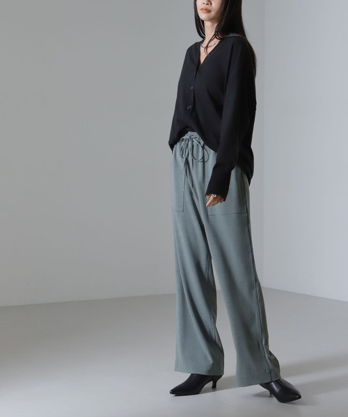 NANO universe（ナノユニバース）の「ベイカーイージードロストパンツ（セットアップ可）（その他パンツ・レディース・ベージュ/グリーン/ブラック・FREE）」の20枚目の写真