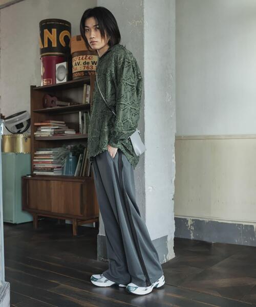 SENSE OF PLACE by URBAN RESEARCH（センスオブプレイスバイアーバンリサーチ）の「フリンジジャガードレギュラーカラーシャツ（シャツ/ブラウス・メンズ・レッド/カーキ/ライトブルー・MEDIUM/LARGE）」の13枚目の写真