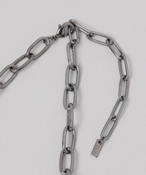 JEANASIS(ジーナシス)の「ランダムボールネックレス/139317(ネックレス・レディース・シルバー/ブラック・FREE)」の4枚目の写真