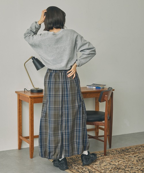 MONO-MART LADY'S（モノマートレディース）の「【セットアップ対応】バックスリット バルーン カーゴロングスカート（スカート・レディース・ブラック/ネイビー系/ネイビー・FREE）」の16枚目の写真